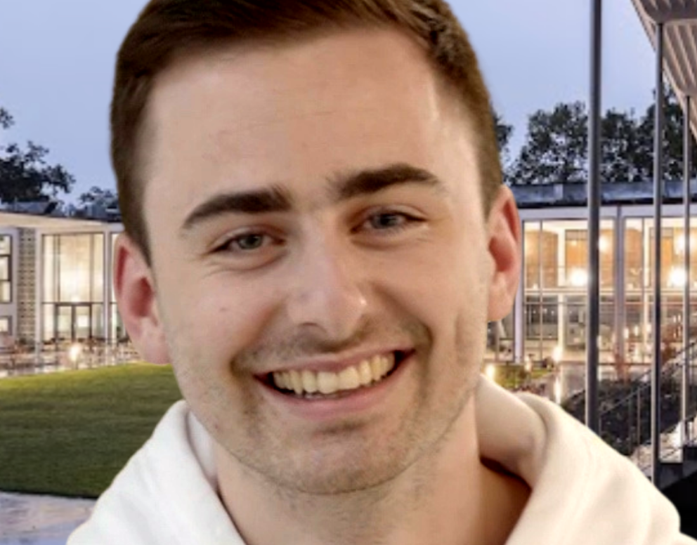 Auf dem Foto sieht man Patrick Nadler, CEO von TutorSpace einer App für die Vermittlung von Nachhilfe